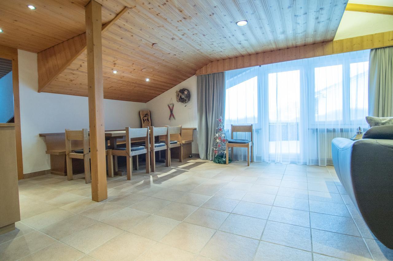 Sonnhuesli Dachwohnung 萨斯费 外观 照片